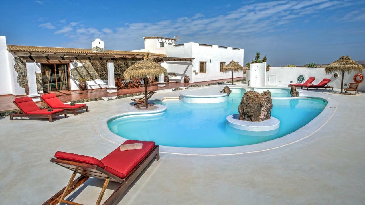 Villa La Senda Del Majorero Антигуа Екстериор снимка