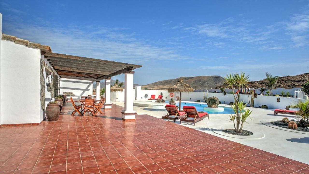 Villa La Senda Del Majorero Антигуа Екстериор снимка