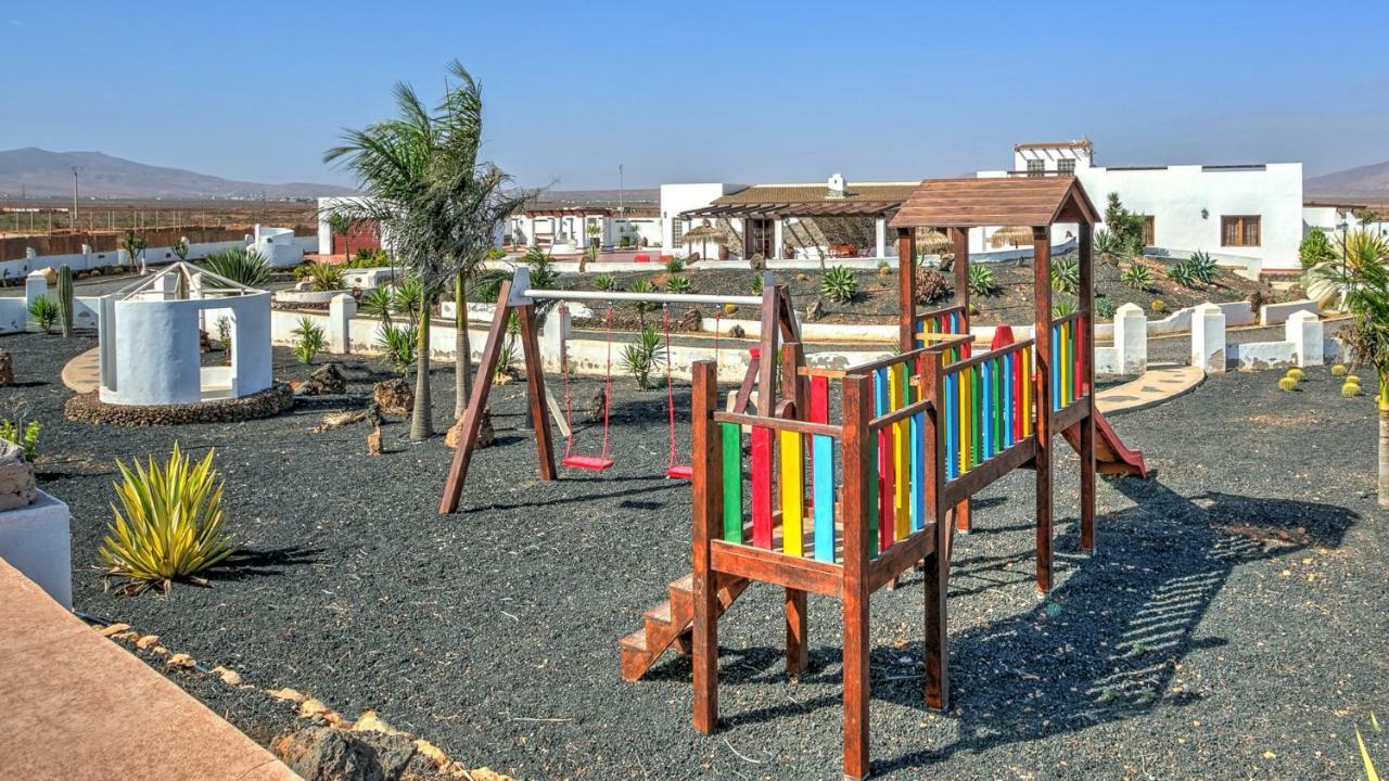 Villa La Senda Del Majorero Антигуа Екстериор снимка